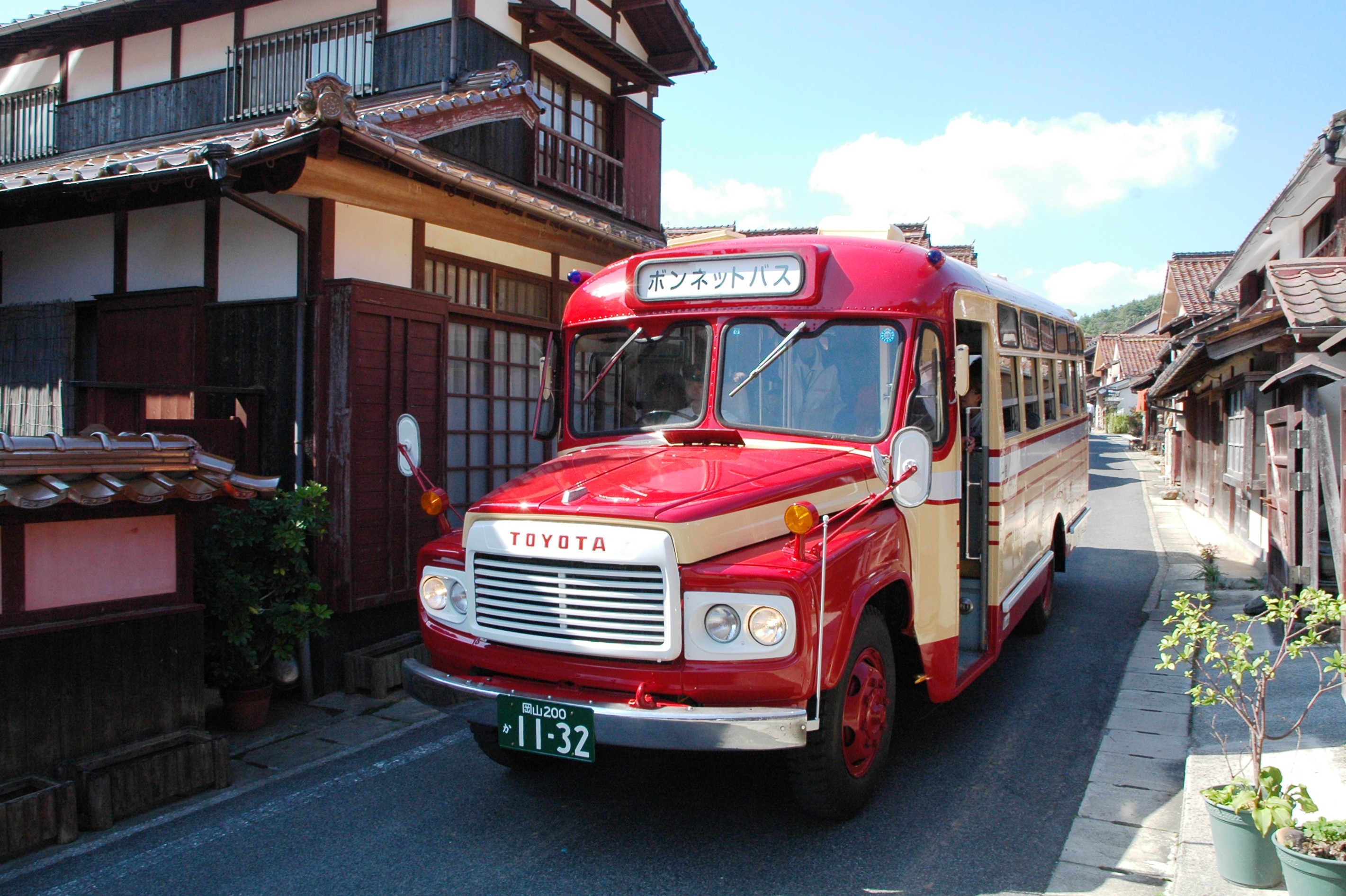 築城780年記念 備中松山城貸切で味わう 料理の鉄人 Monsieur 湯浅の本膳料理とトークイベント2日間